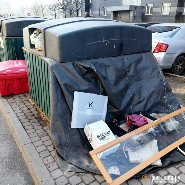 «Загазован и опасен». Редкая причина не вывозить мусор до лета появилась в Пушкинском районе | Источник: читатель «Фонтанки»