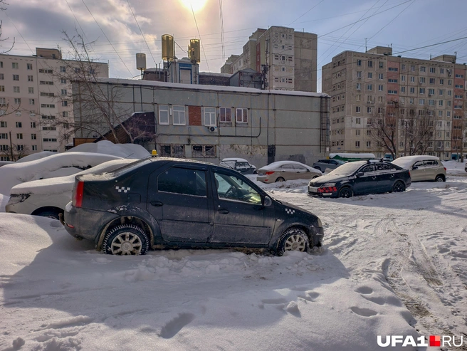 Очень удобно стоять | Источник: Булат Салихов / UFA1.RU
