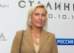 Наталья Рагозина впервые появилась на публике после скоропостижной смерти мужа