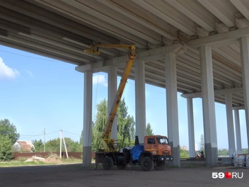 В безветренную погоду отсюда особенно заметно летят облака пыли | Источник: Кирилл Хафизов / 59.RU
