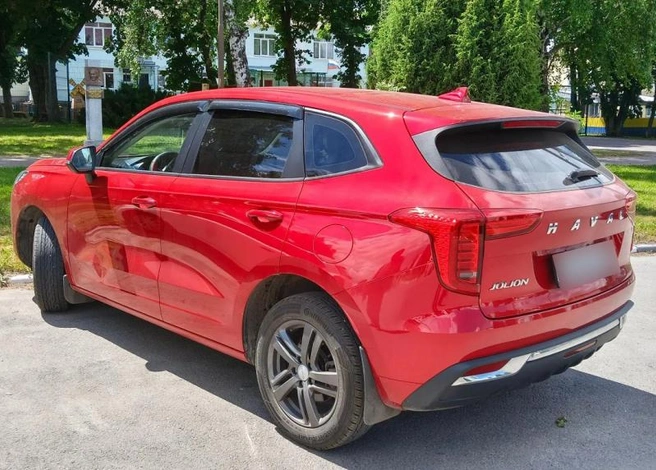 Житель Становлянского округа повредил автомобили односельчанина | Источник: 48.xn--b1aew.xn--p1ai