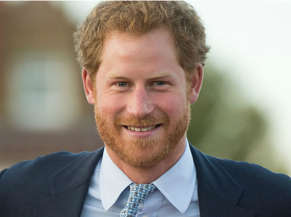 Почему принц Гарри не мог говорить о смерти матери с семьей | marieclaire.ru