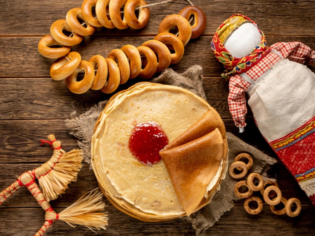 Традиция предков: почему на Масленицу пекут блины | marieclaire.ru