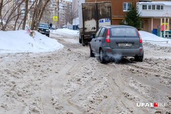 Тут и застрять не сложно  | Источник: UFA1.RU / Булат Салихов