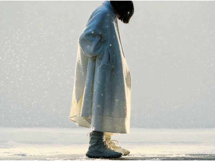 зимние женские сапоги, сапоги на зиму, сапоги тренд 2026, сапоги тренд, сапоги зимние женские, зимние сапоги натуральные, зимние кожаные сапоги, сапоги на зиму, высокие зимние сапоги, какие зимние сапоги | Источник: theDay/higgsfield