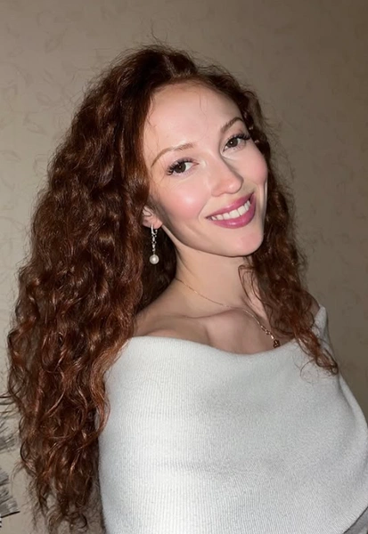 Анна Савельева | www.starhit.ru