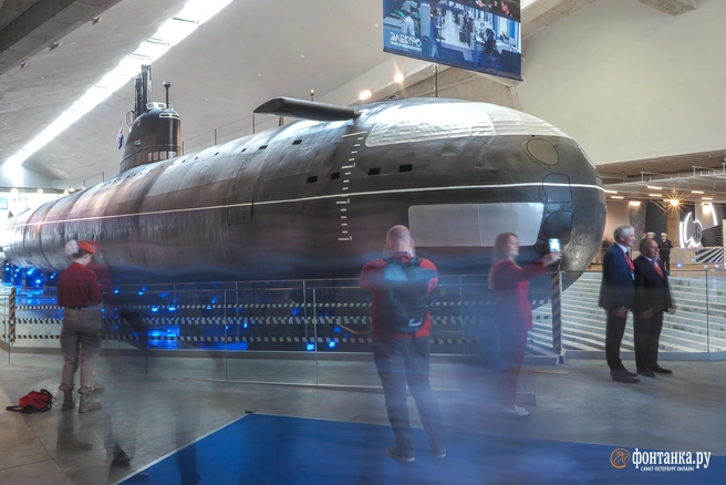 Музей военно-морской славы в Кронштадте ищет руки для своих «умных» экранов | Источник: Михаил Огнев / FONTANKA.RU