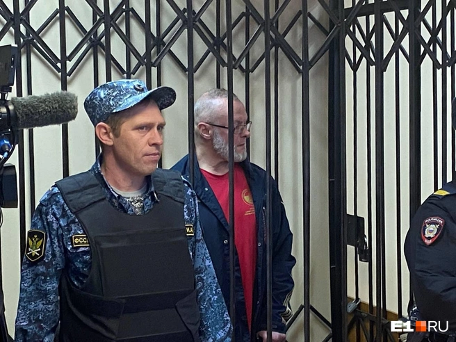Андрей Овчинников вину не признает | Источник: Сергей Бодров / E1.RU