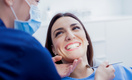 Стоматолог Романова рассказала, как сэкономить на протезировании зубов