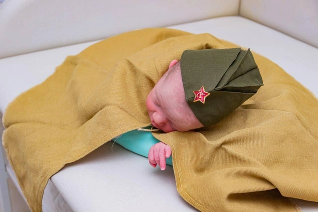 Малышам вещи дают только на фотосессию | Источник: Кузбасская областная детская клиническая больница