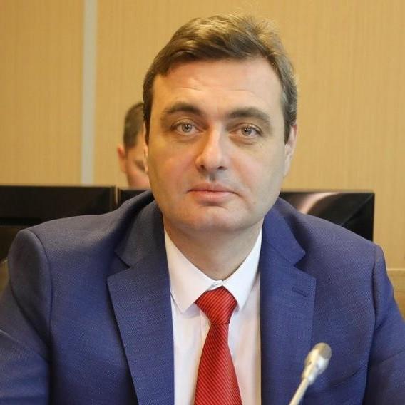 <p>Артем Самсонов</p>