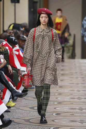 Kenzo aw22/23 | Источник: Getty Images