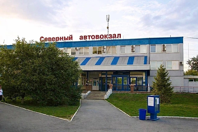 Северный автовокзал расположен по адресу Екатеринбург, Вокзальная, 15а | Источник: Северный автовокзал