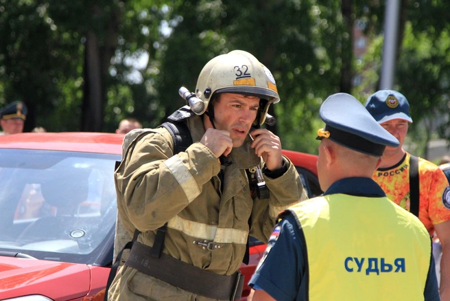 Александр Остапчук восемь раз побеждал в соревнованиях по пожарному кроссфиту | Источник: Пресс-служба ГУ МЧС России по НСО