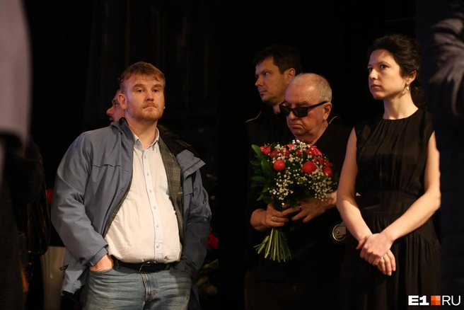 Директор МИЕ Игорь Пушкарев и лидер группы «Чайф» Владимир Шахрин | Источник: Владислав Лоншаков / E1.RU
