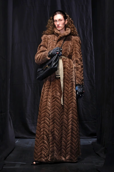 Balenciaga | Источник: Legion Media