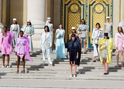 Сестры по оружию: Nina Ricci SS18