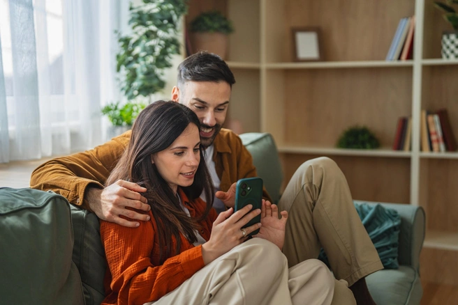 МТС внедрила возможность оплаты цифровым рублем | Источник: Miljan Živković/iStock.com
