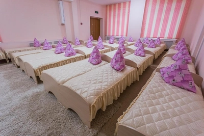 Прокуратура проверяет задержку зарплаты в детсадах Татарска