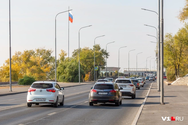 Водителям дали несколько дней на привыкание к новым требованиям | Источник: Константин Завриков / V1.RU