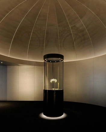 Кадры с выставки Cartier в Лондоне.