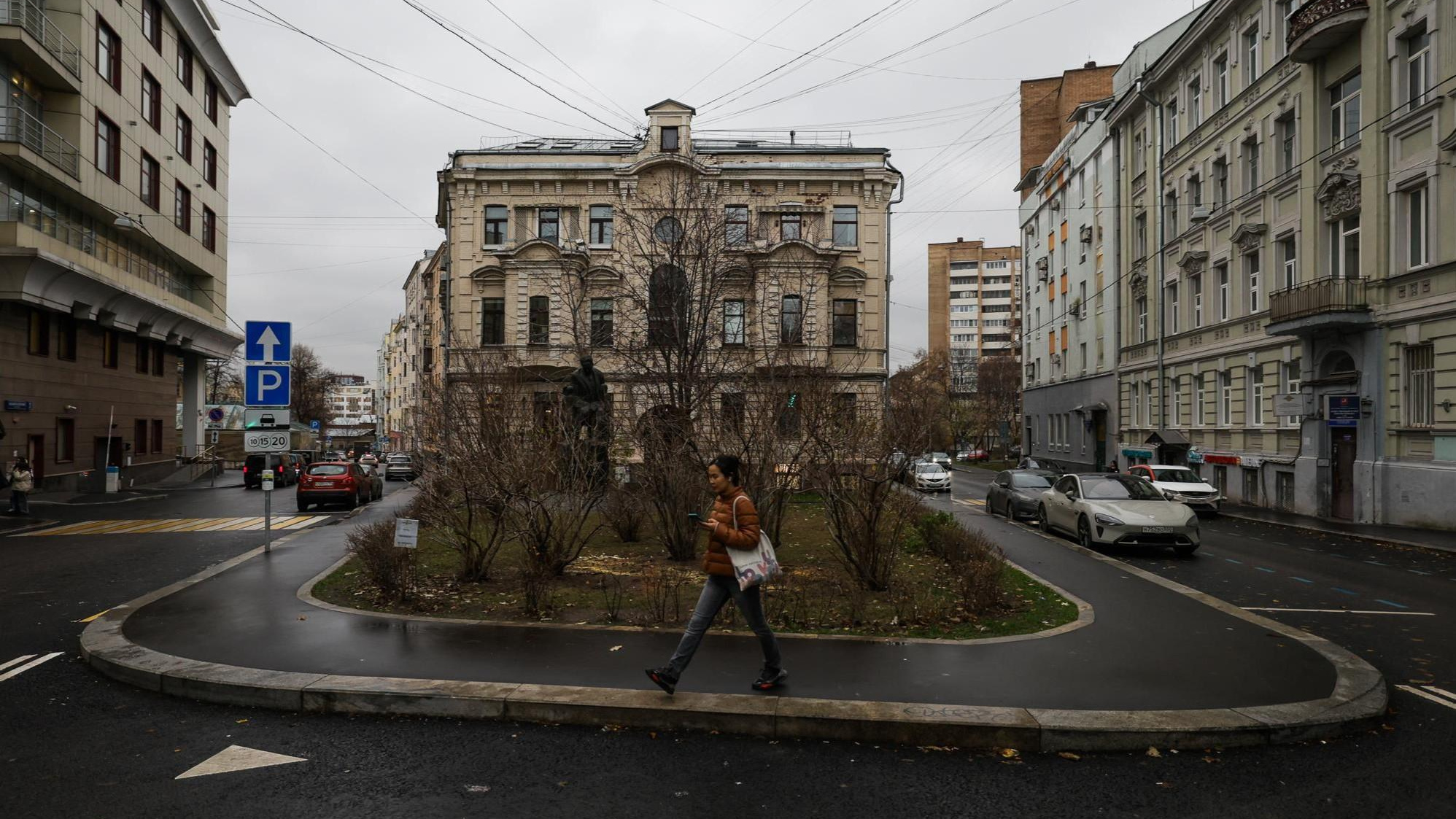 Сказочное место в самом центре Москвы: разглядываем Лялину площадь — фоторепортаж 