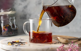 Токсичный эликсир: почему чай нужно пить сразу после заваривания