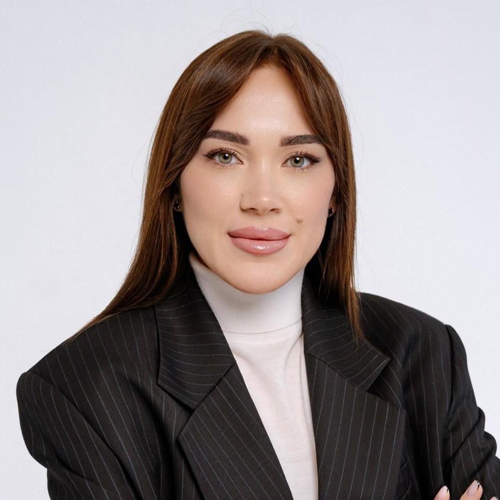 <p>Юлия Липинская</p>