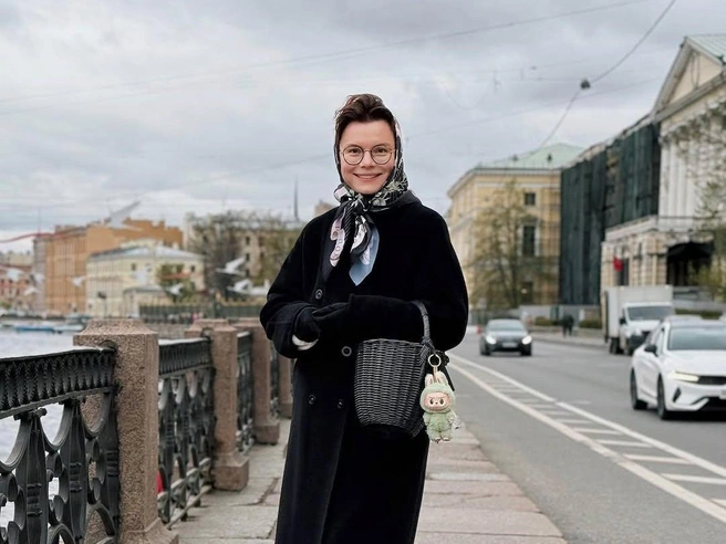 У молодой жены Петросяна есть очень амбициозные цели. И Лабубу | Источник: bruhunova / Instagram (экстремистская организация, деятельность запрещена на территории РФ)