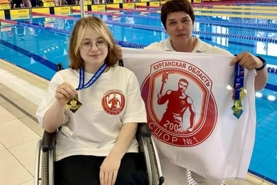 Курганская пловчиха Анна Богатырева вновь чемпионка России