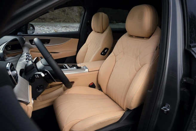 Внутри J8 создает атмосферу бизнес-класса | Источник: «ПРЕМИУМ ПАРК Н»