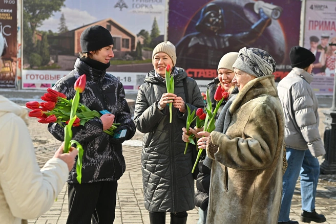 Некоторые особенно были рады скидке в салон АСМ Мебель  | Источник: АСМ Мебель 