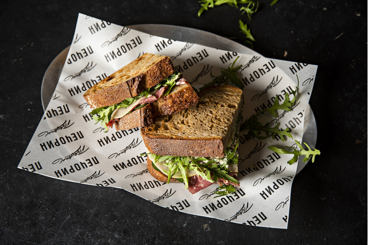 Быстро и вкусно: рецепт сэндвича с пастрами
