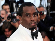 Избиения, инфекции: жертва Diddy о его вечеринках, за которые получала 10 тысяч долларов