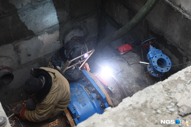 Ситуация с понижением давления в трубах повлияла не на всех | Источник: Александр Ощепков / NGS.RU