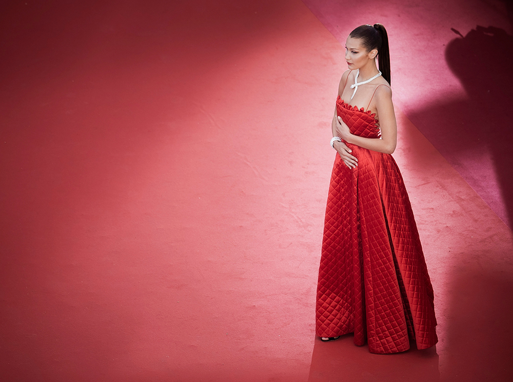 Белла Хадид на премьере фильма «Окча», 19 мая 2017 г. | marieclaire.ru