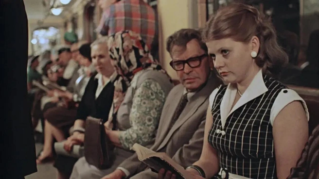 Пик творчества Богуславского пришелся на 1970–1980-е | Источник: кадр из к/ф «Москва слезам не верит»