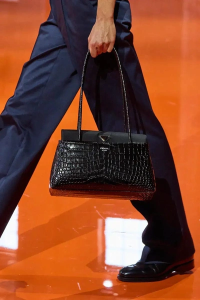 10 главных сумок сезона весна-лето 2026 | Источник: Prada