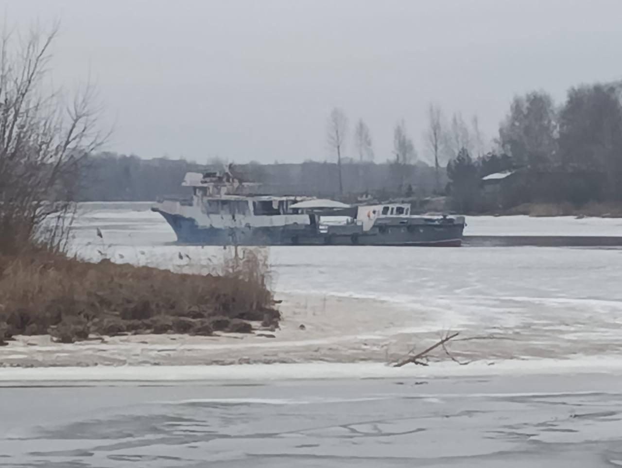 «Останется в сердцах»: назвали имена жертв трагедии на судне в Ярославской области