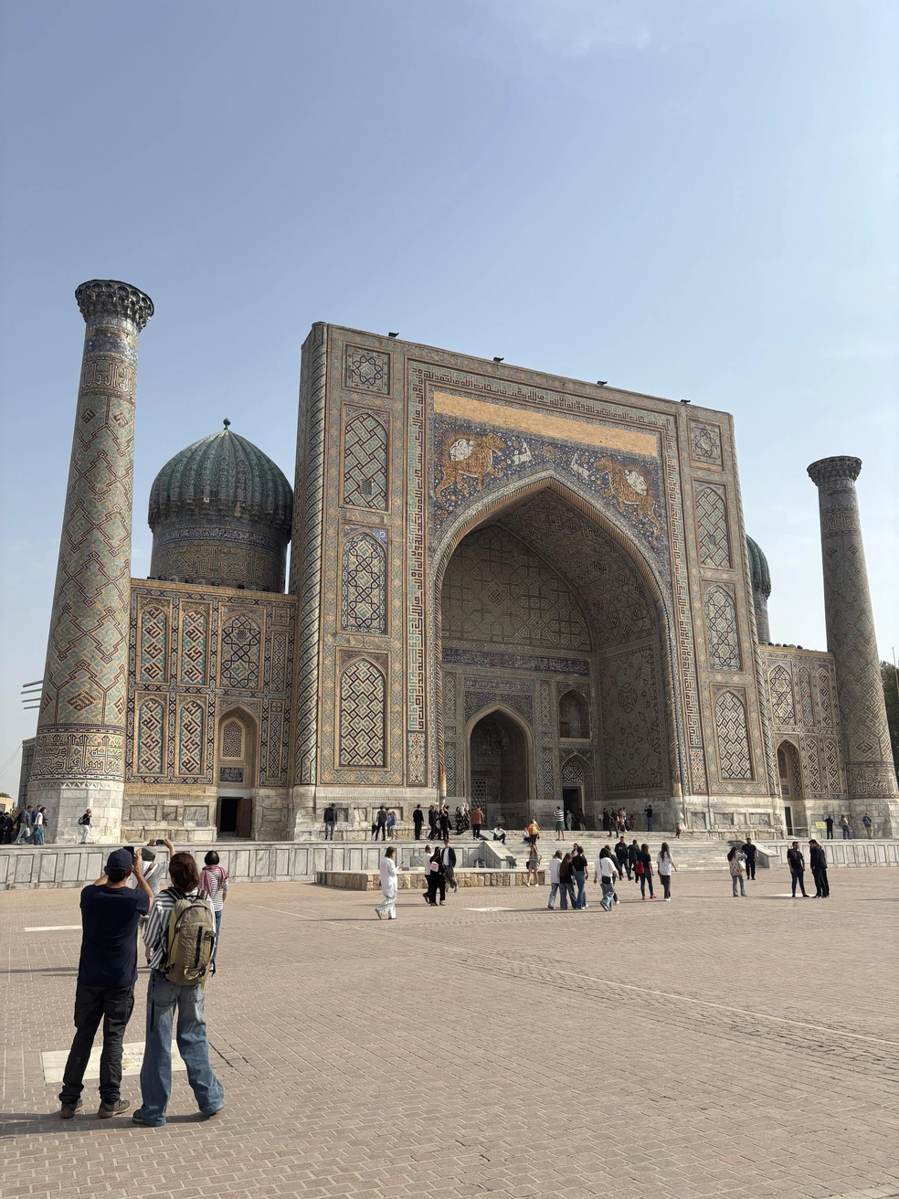 Медресе Шердор на площади Регистан | Источник: captainu_lyalya / T.me