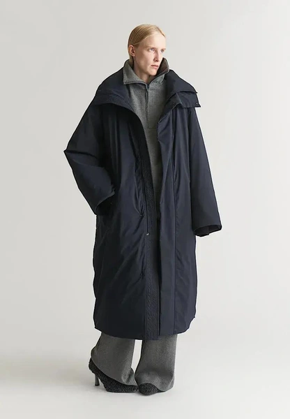 Теплые и стильные: 20 пуховиков от российских дизайнеров