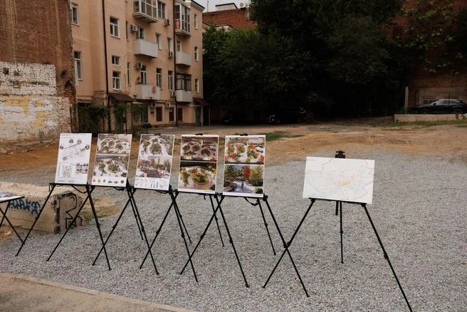 Сквер создают на месте снесенного дома | Источник: Александр Скрябин / Telegram.org