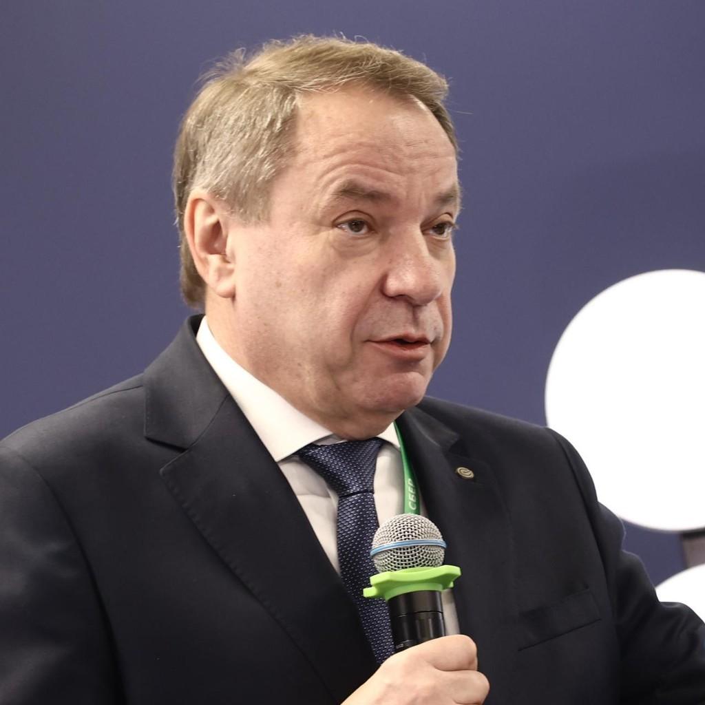<p>Станислав Кузнецов</p>