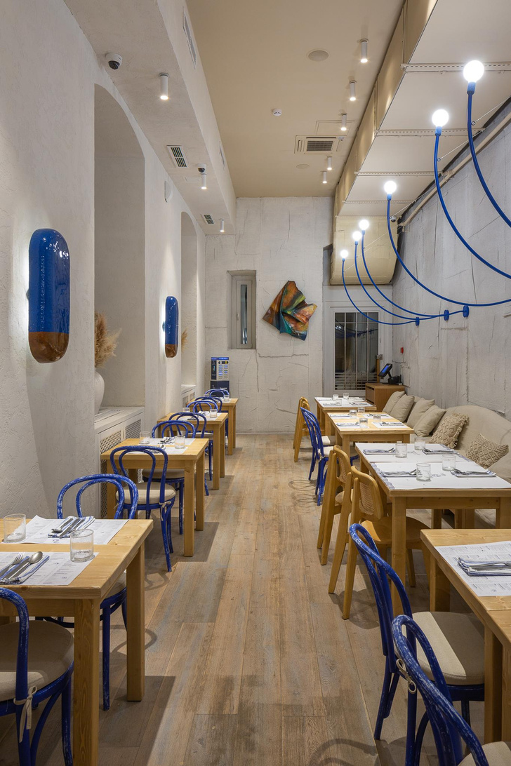 На Мясницкой открылся рыбный ресторан «Каспийка»