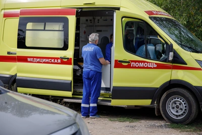 Самокатчик сбил человека в центре Волгограда и скрылся