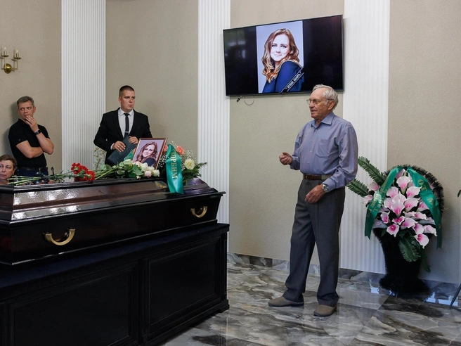 Коллеги и с завода в Краснооктябрьском районе, и с Трубного завода в Волжском отмечают поражающее трудолюбие Татьяны | Источник: Алексей Волхонский / V1.RU