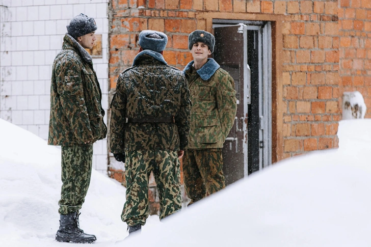 Создатели оставили возможность для второго сезона, но окончательное решение зависит от зрительского спроса
