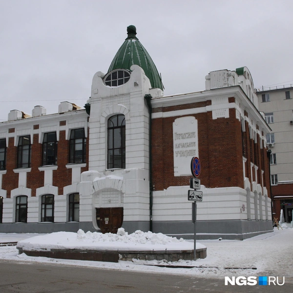 Здание сегодня встроено в комплекс кукольного театра | Источник: Стас Соколов / NGS.RU