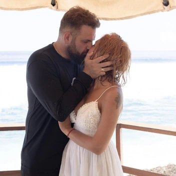 У пары осталось двое детей