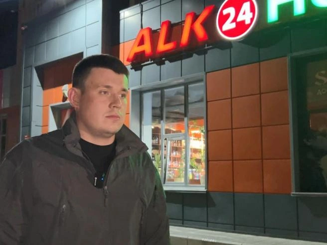 Ян Иванов провел контрольную закупку и вызвал полицию | Источник: пресс-служба правительства Забайкалья